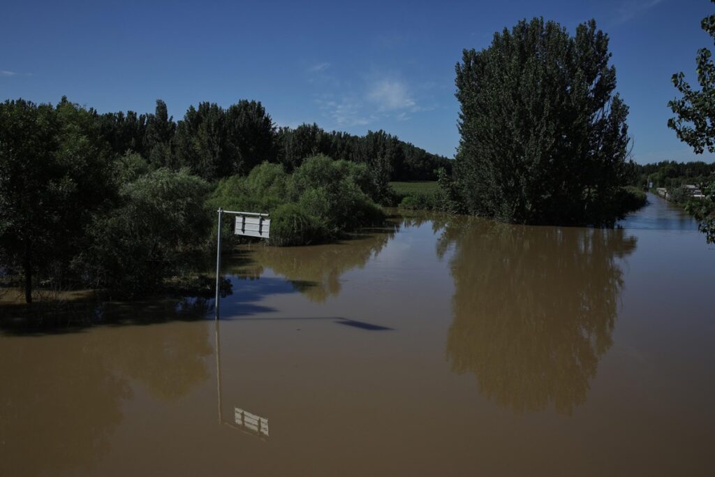 alluvioni piogge cina pechino