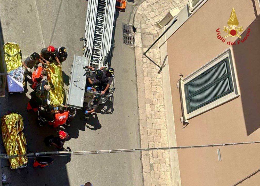 crollo solaio lecce