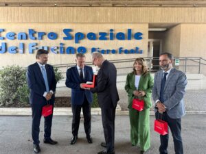 edmondo cirielli centro spaziale fucino
