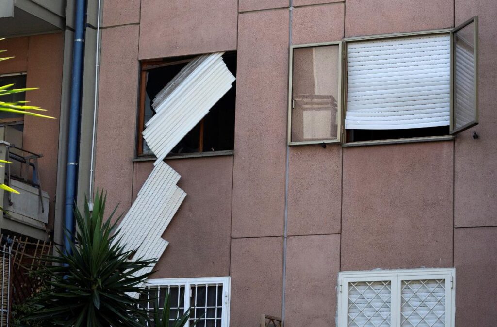esplosione roma oggi