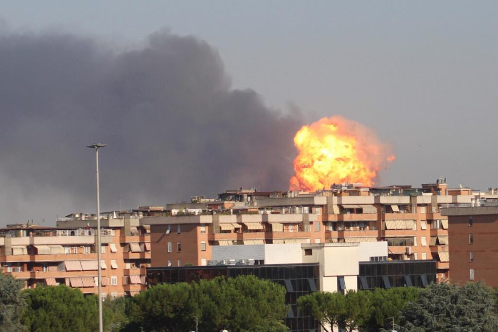 esplosione roma oggi