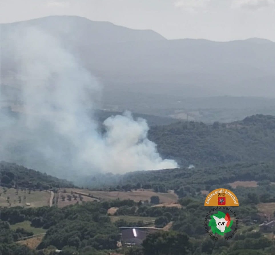 incendio Monterotondo Marittimo toscana