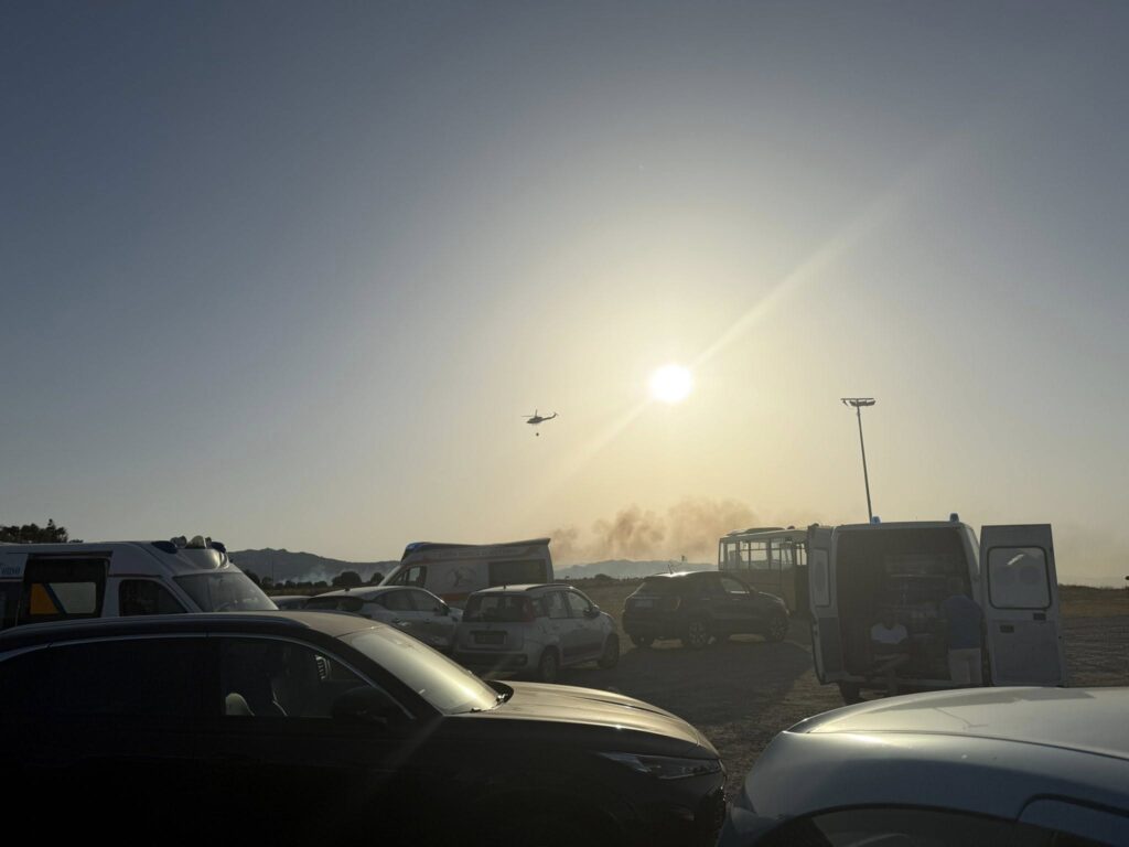 incendio cirò marina calabria