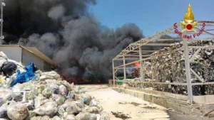 incendio ecomac augusta