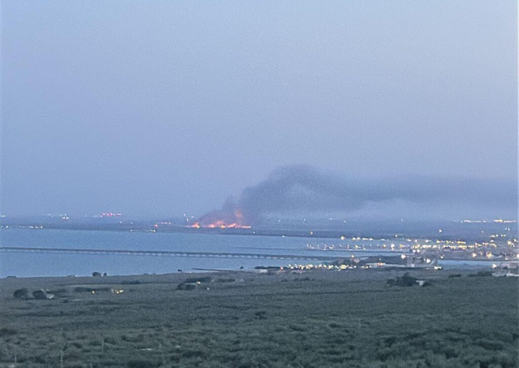 incendio manfredonia puglia