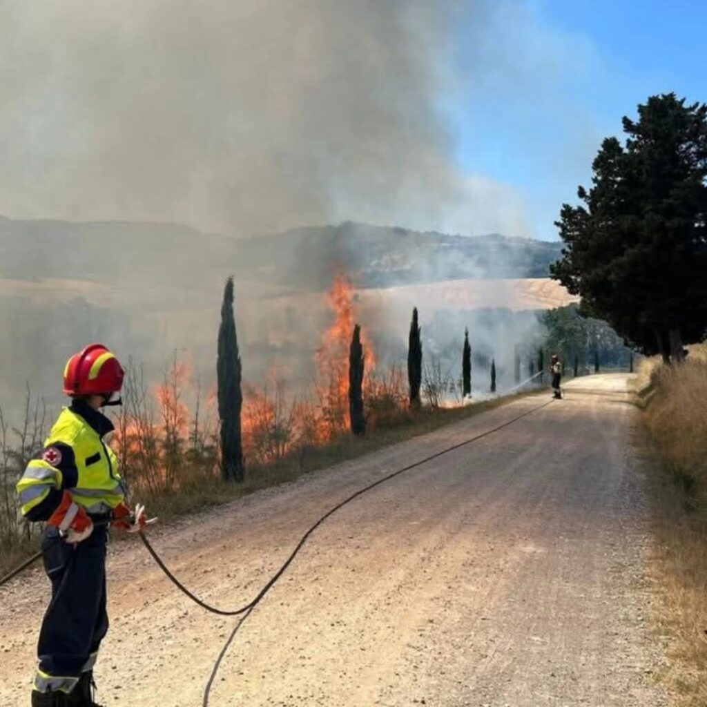 incendio morrona toscana