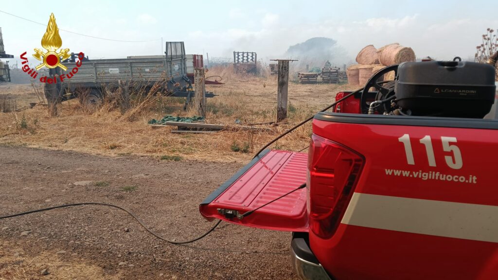 incendio sindia sardegna