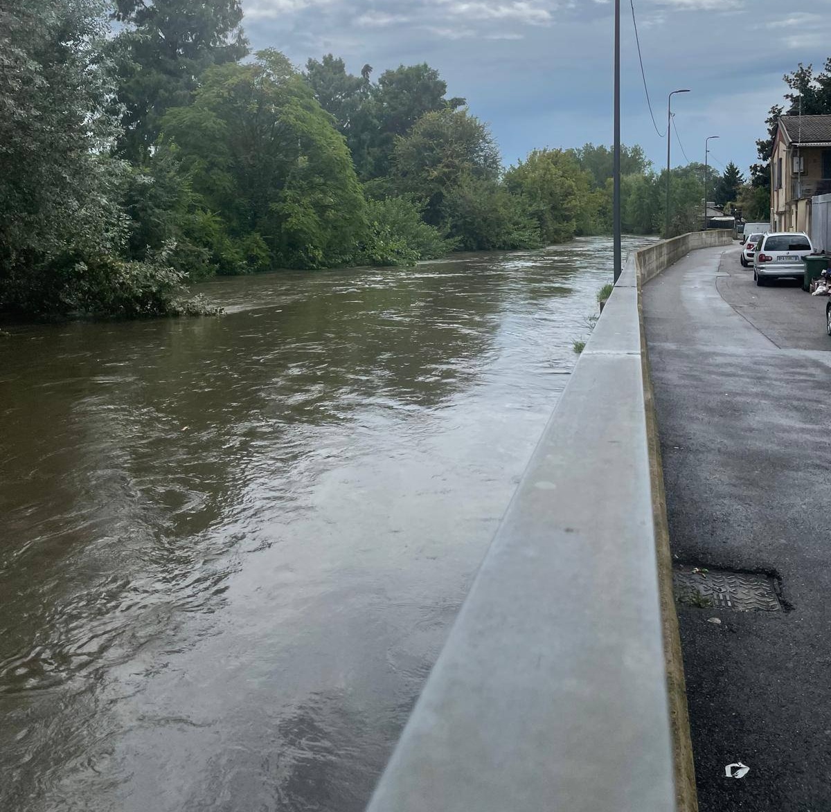 Maltempo Lombardia, piogge intense: “preoccupa molto il Lambro” a Milano