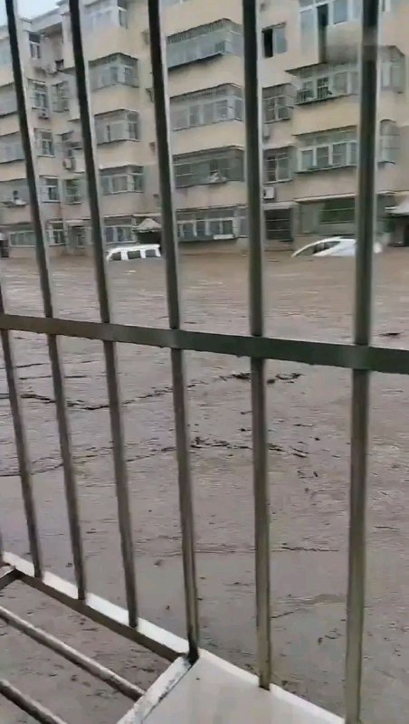 maltempo alluvione cina pechino