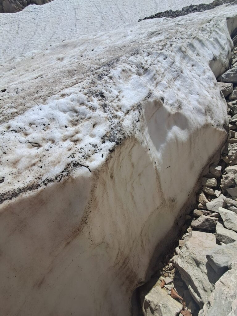 neve Rock Glacier del Vallone delle Cornacchie Gran Sasso 20 luglio 2025