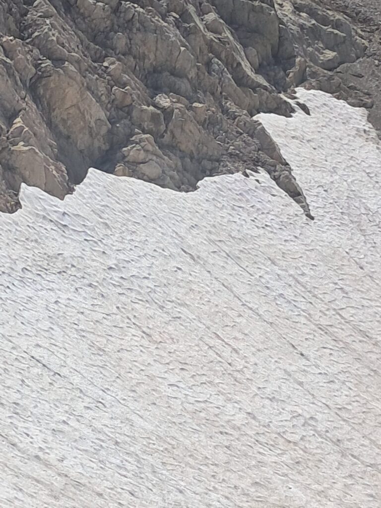 neve Rock Glacier del Vallone delle Cornacchie Gran Sasso 20 luglio 2025