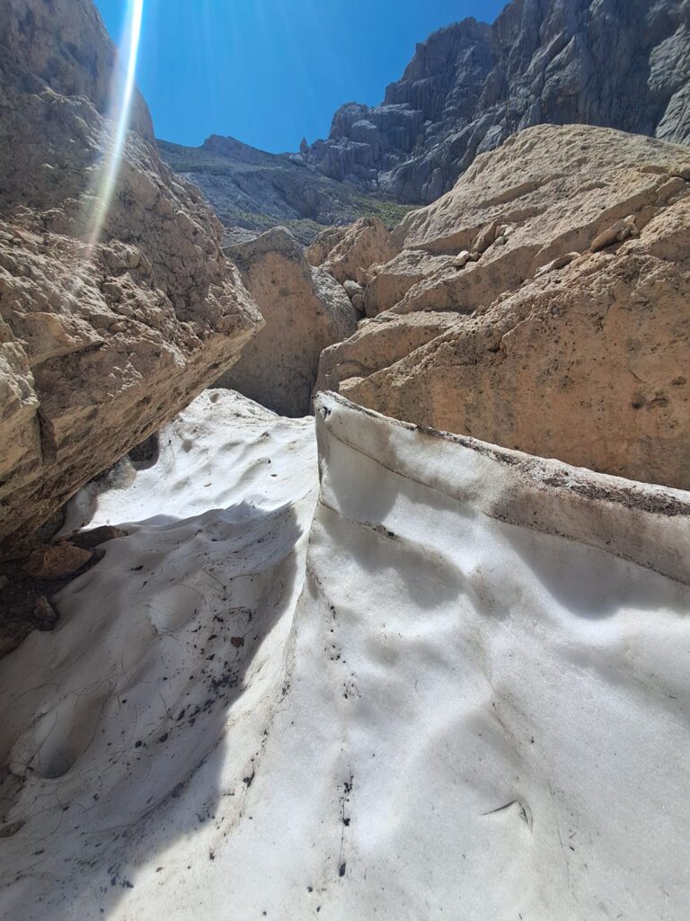 neve Rock Glacier del Vallone delle Cornacchie Gran Sasso 20 luglio 2025