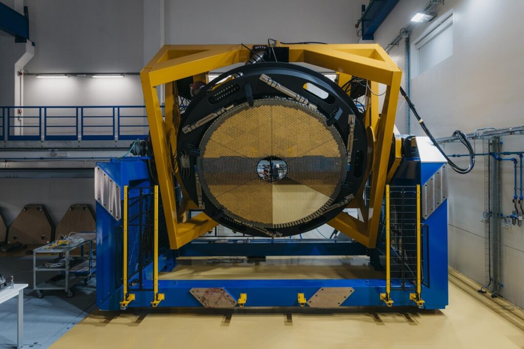 specchio m4 telescopio elt
