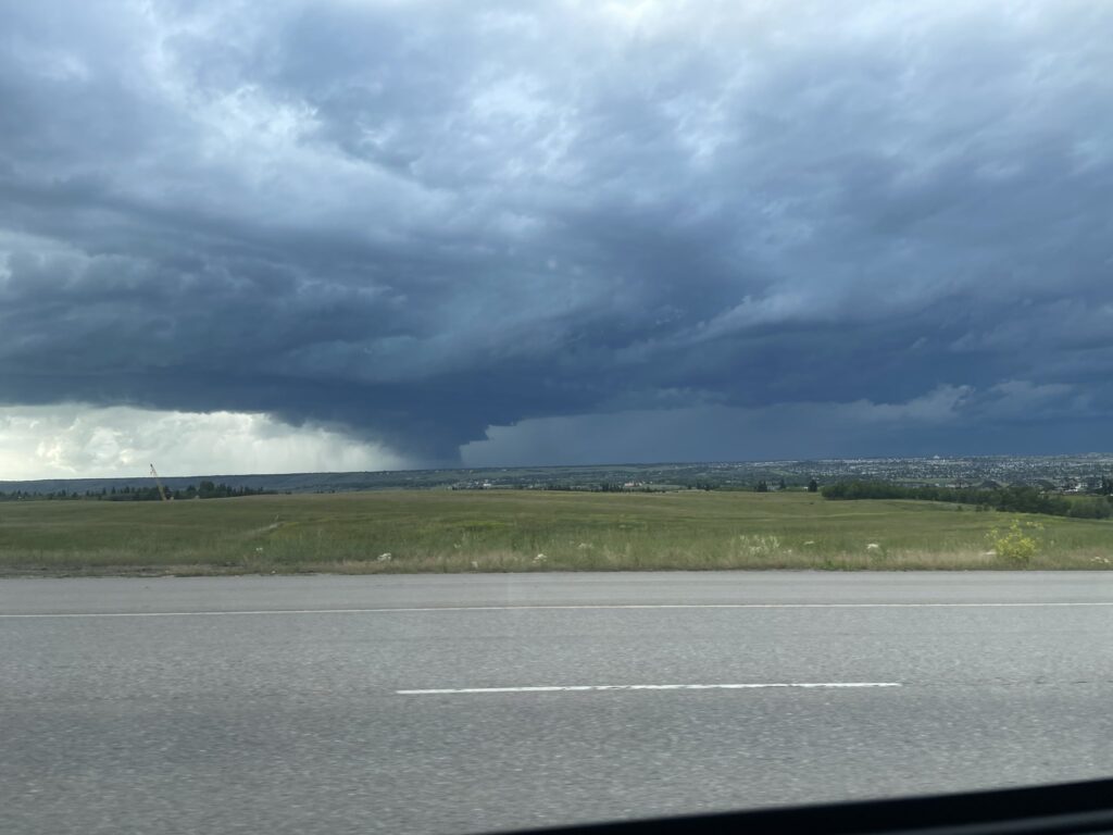 tempesta grandine calgary canada