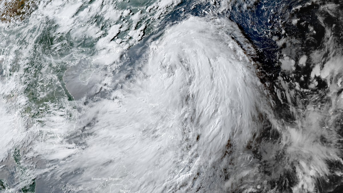 Tifone Wipha: Hong Kong chiude le scuole, sospesi i voli