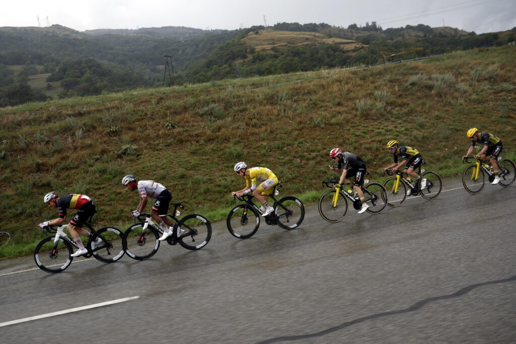 tour de france 2025 pioggia alpi 19 tappa