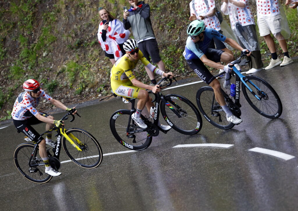 tour de france 2025 pioggia alpi 19 tappa
