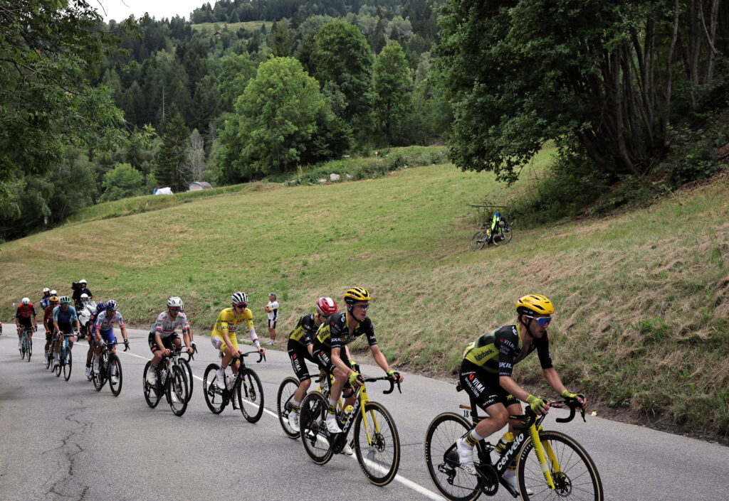 tour de france 24 luglio 2025 col de la loze maltempo