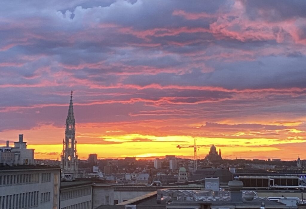 tramonto infuocato bruxelles cairoli