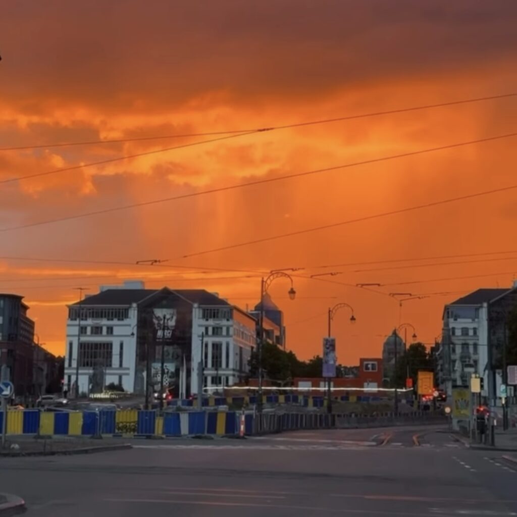 tramonto infuocato bruxelles cairoli