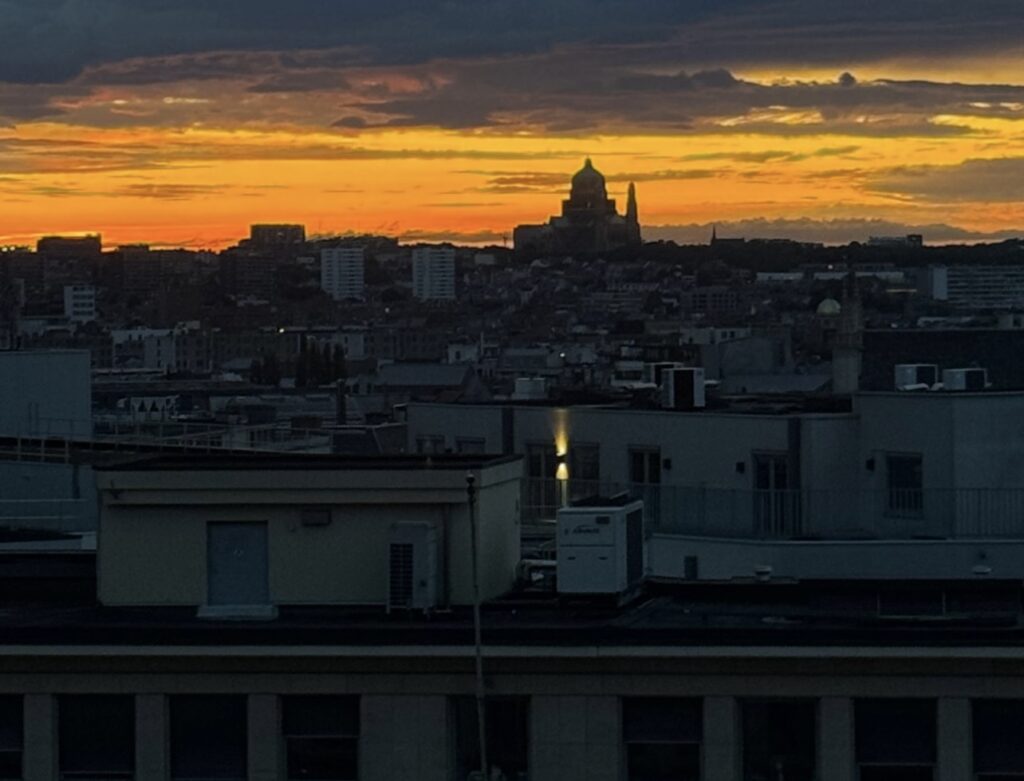 tramonto infuocato bruxelles cairoli