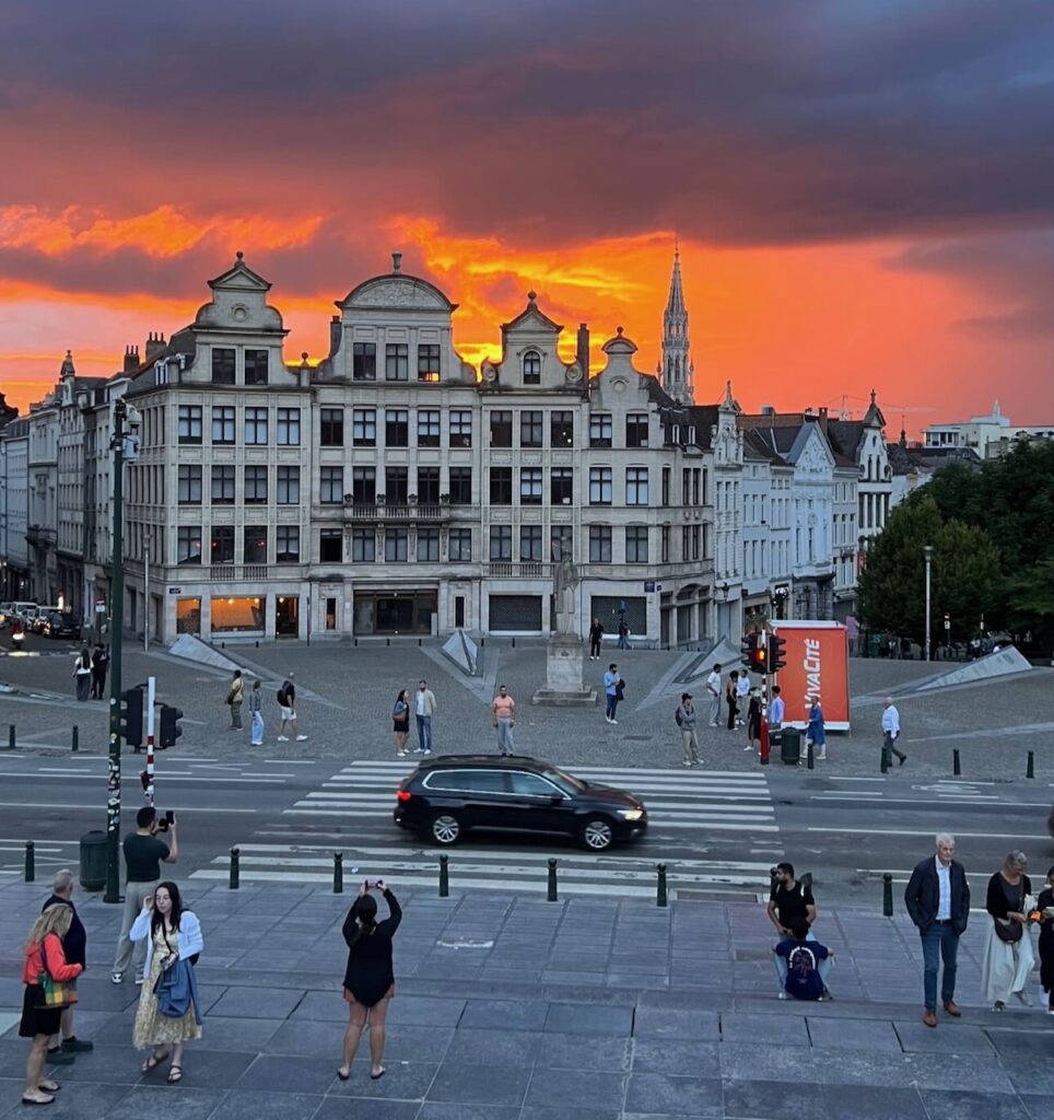 tramonto infuocato bruxelles cairoli