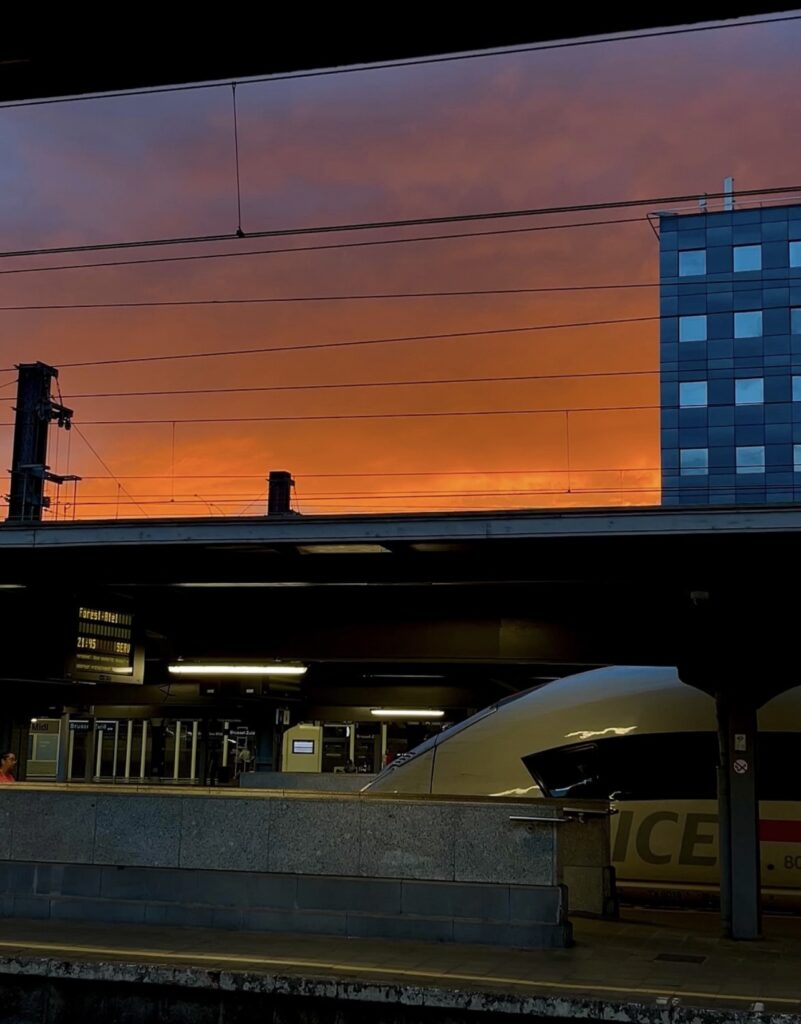 tramonto infuocato bruxelles cairoli