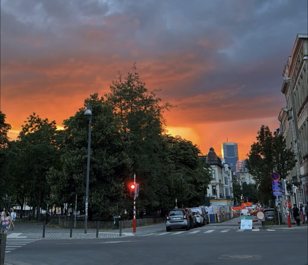 tramonto infuocato bruxelles cairoli