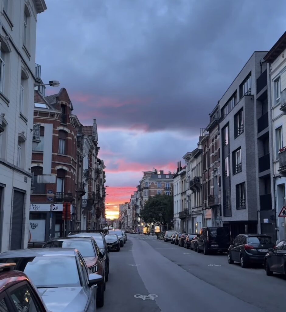 tramonto infuocato bruxelles cairoli