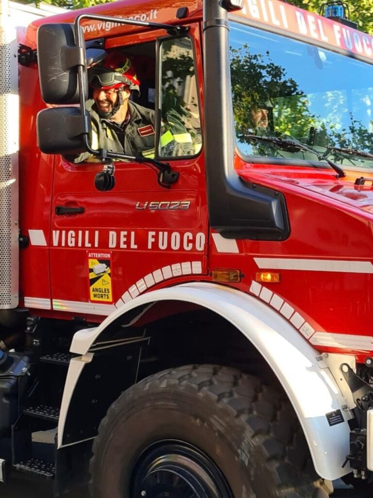 vigili del fuoco parata francia