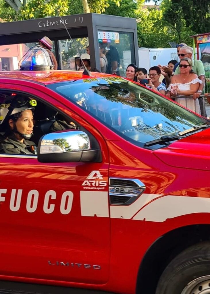 vigili del fuoco parata francia