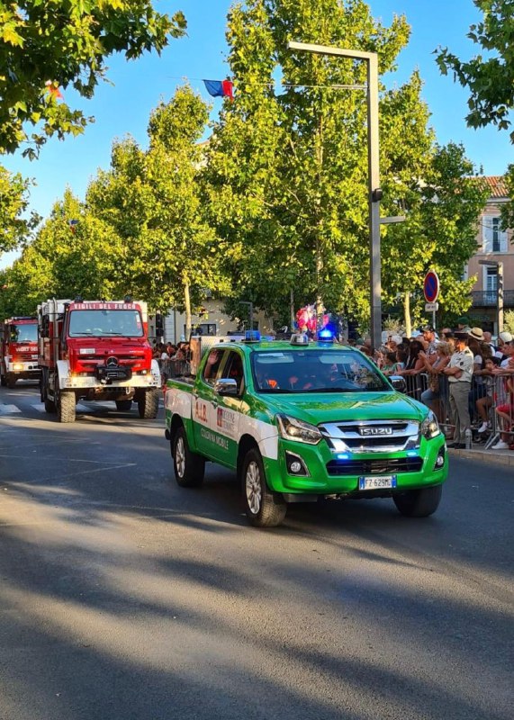 vigili del fuoco parata francia