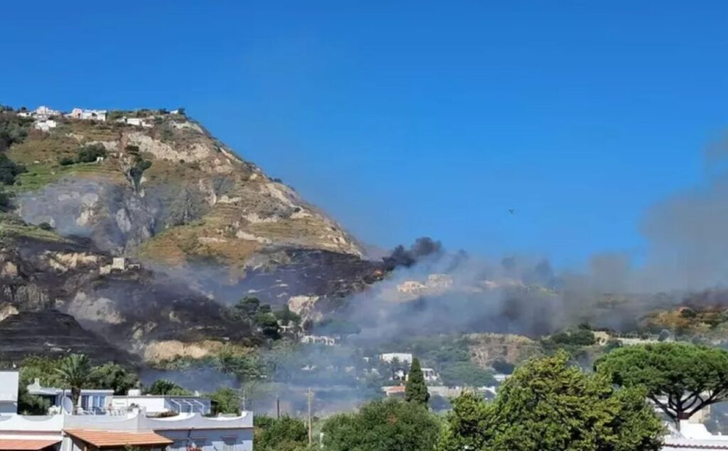 Incendio Ischia