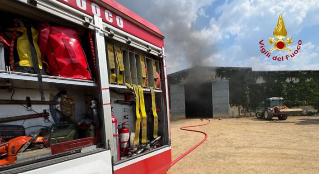 Incendio capannone