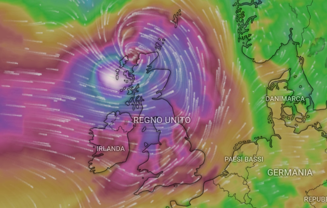 Meteo, Tempesta Floris: ciclogenesi esplosiva in arrivo sulle Isole Britanniche