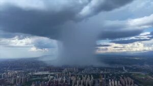 cloudburst cina