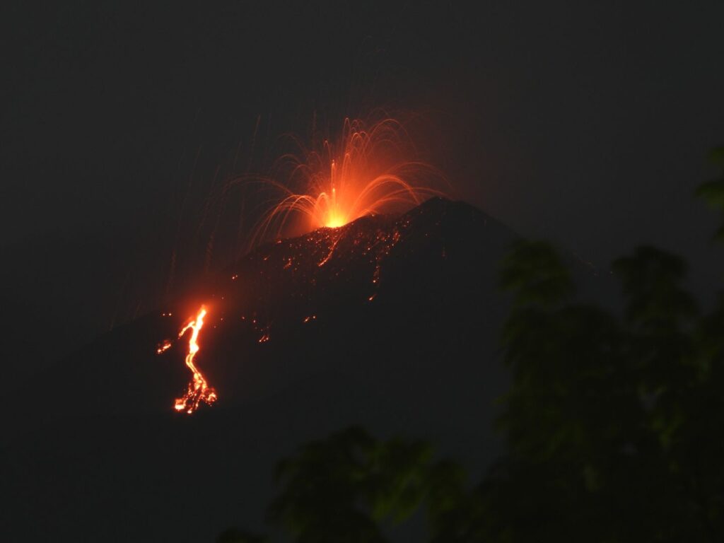 etna 28 agosto