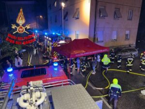 maltempo fulmine riva del garda trentino