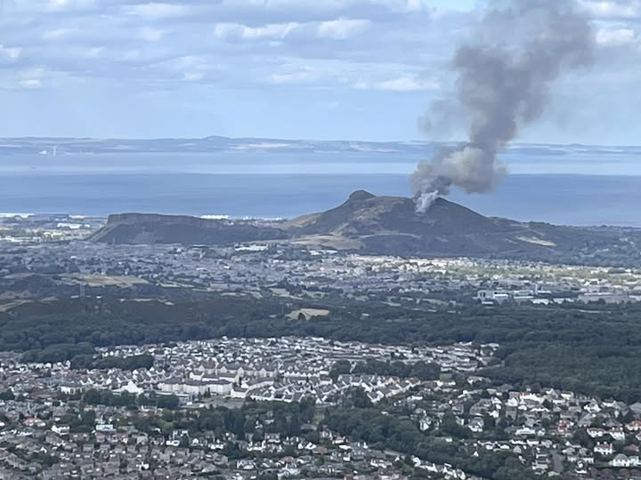 incendio Arthur seat scozia