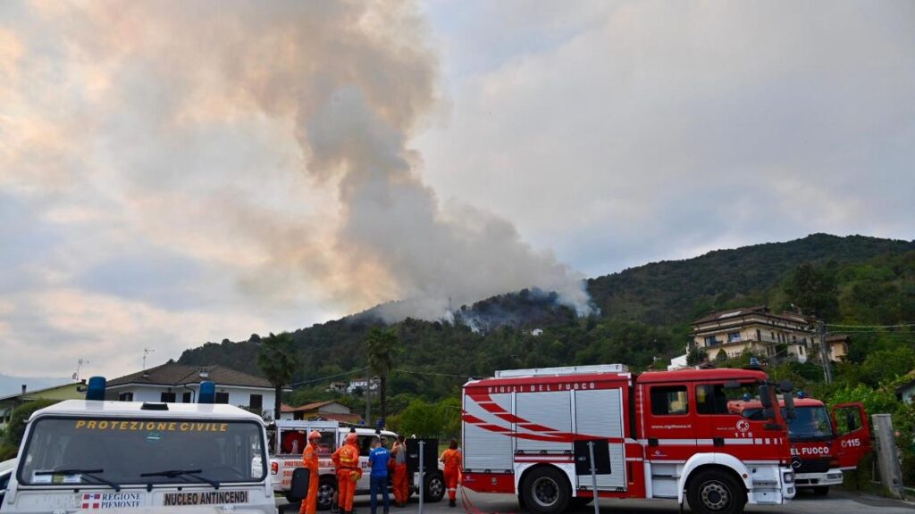 incendio Mombracco piemonte