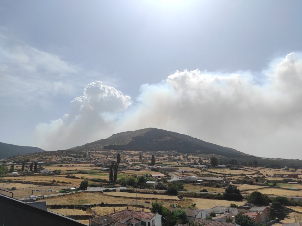 incendio San Bartolomé de Pinares spagna
