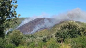 incendio San Giovanni a Piro campania