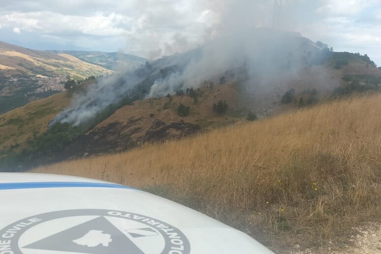 incendio Schiavi di Abruzzo