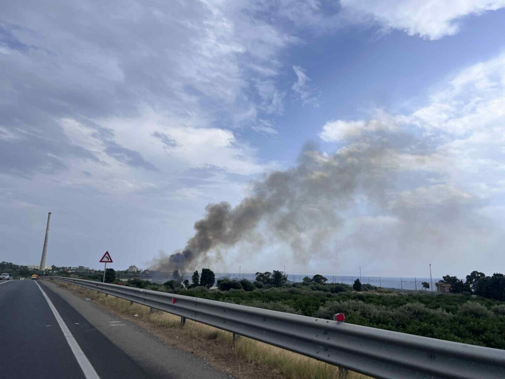 incendio oasi saline ioniche