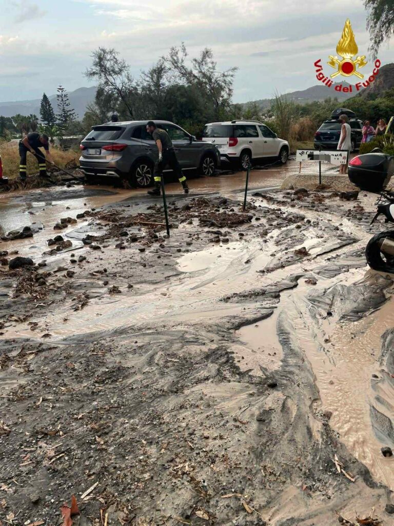 maltempo vulcano eolie