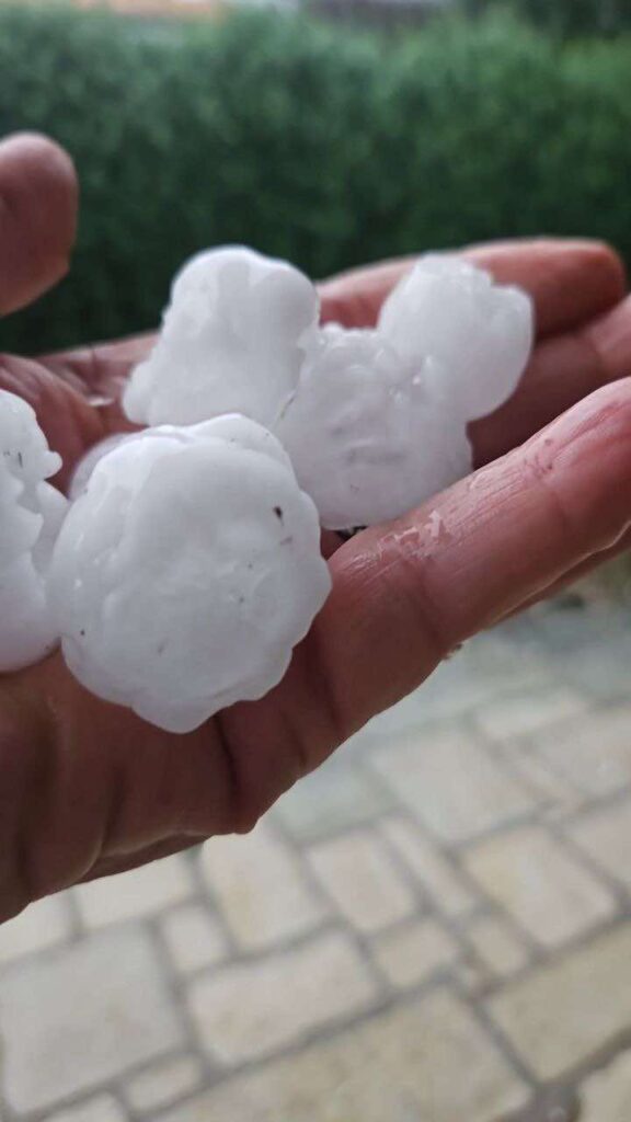 maltempo grandine Pavone Canavese piemonte