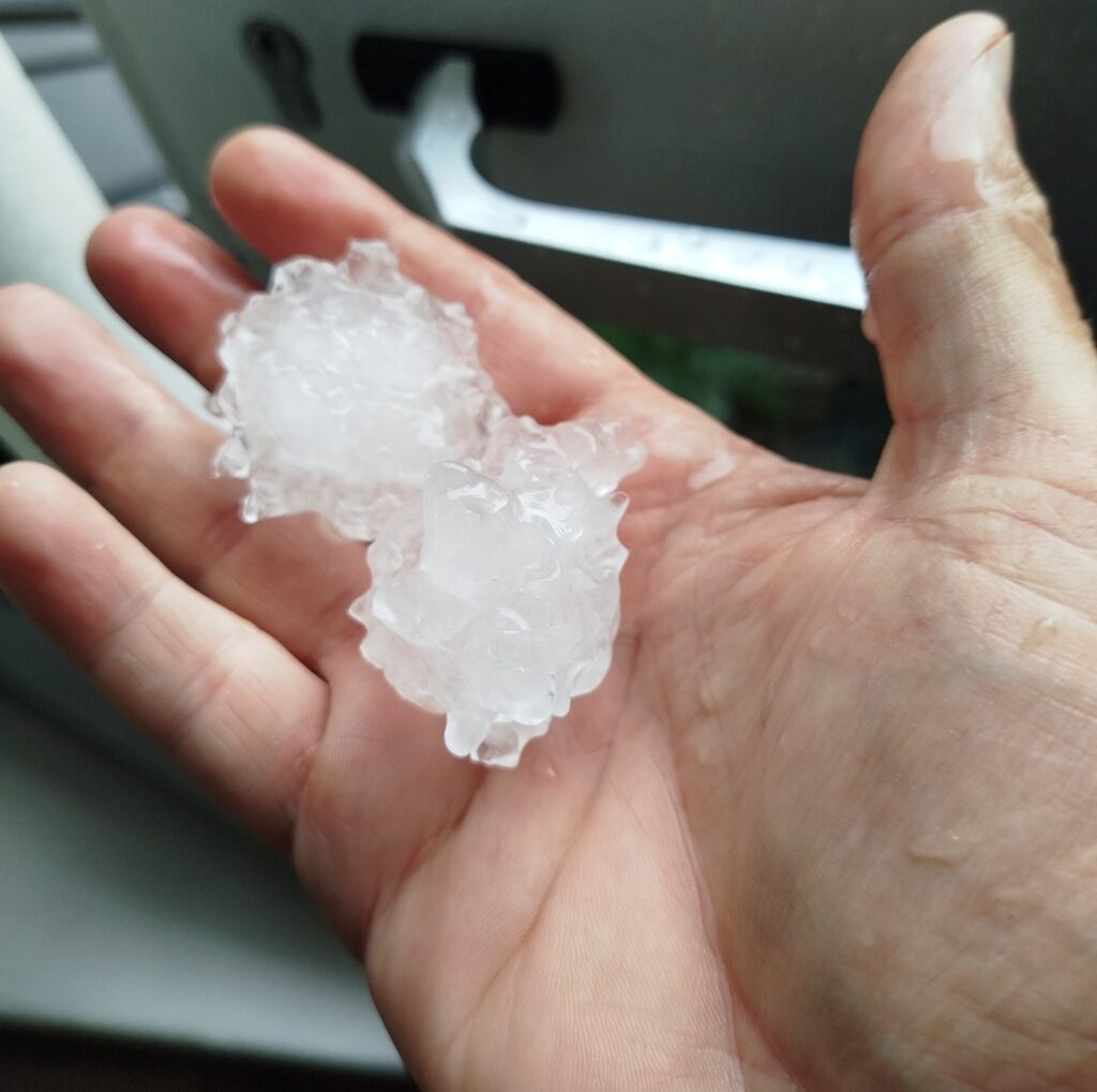 maltempo grandine seregno lombardia