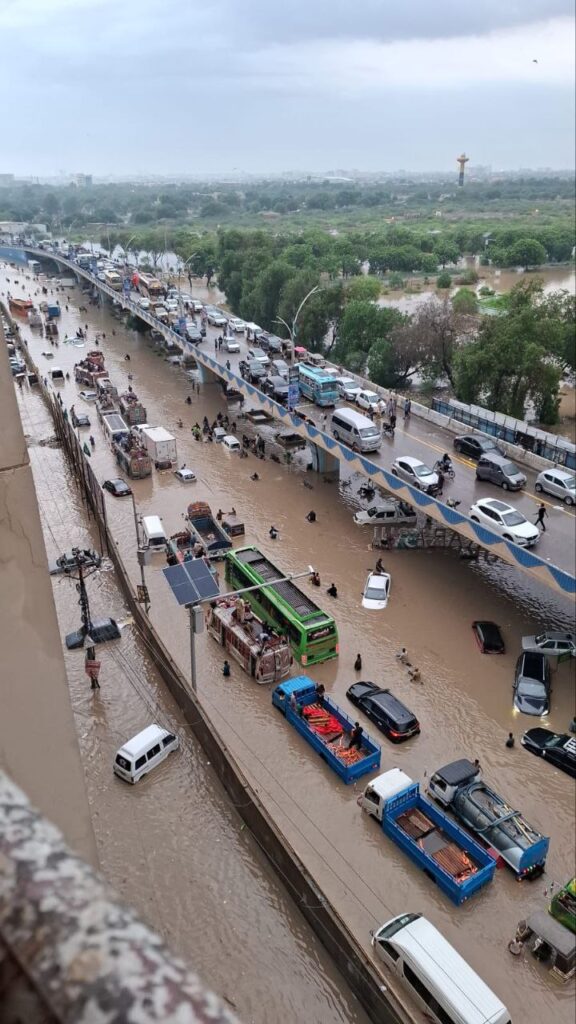 maltempo pakistan