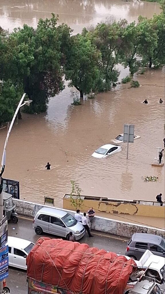 maltempo pakistan