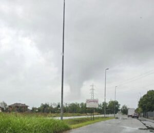 maltempo piemonte tornado settimo torinese